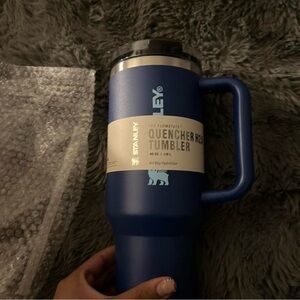 Stanley Navy and White Tumbler with Handle